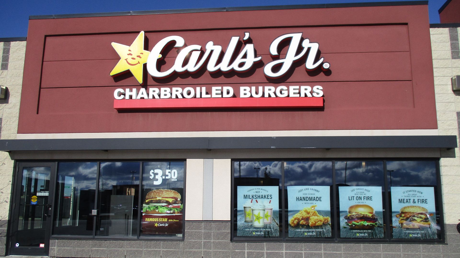 File:Carl's Jr Lloydminster 2020.jpg