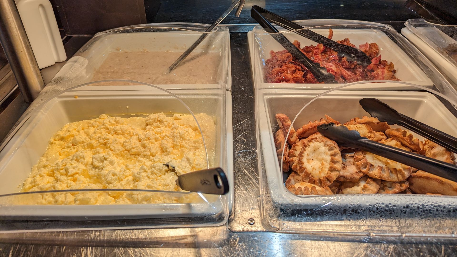 File:Baltic Princess, special breakfast, 20230502, 05.jpg