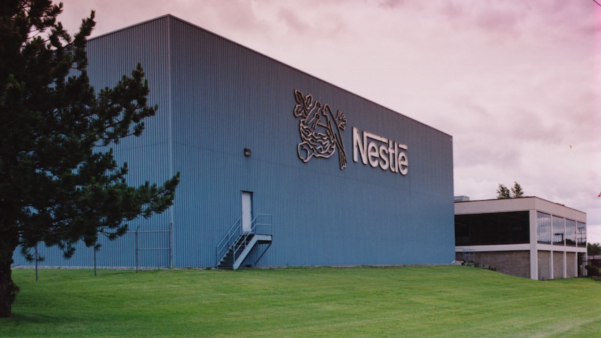 File:Nestlé building.jpg