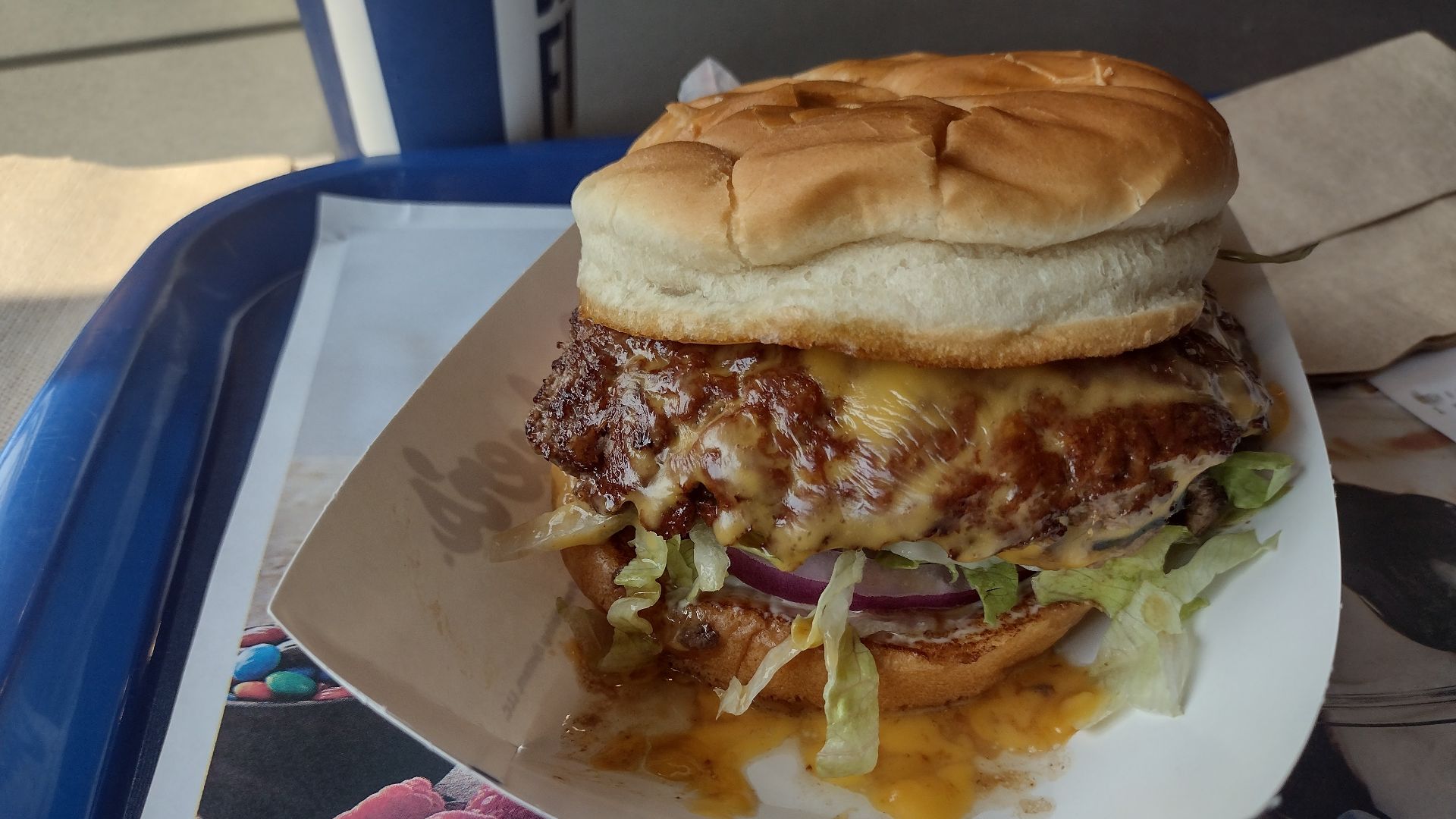 File:Culver's ButterBurger Deluxe with Cheese Sauce.jpg