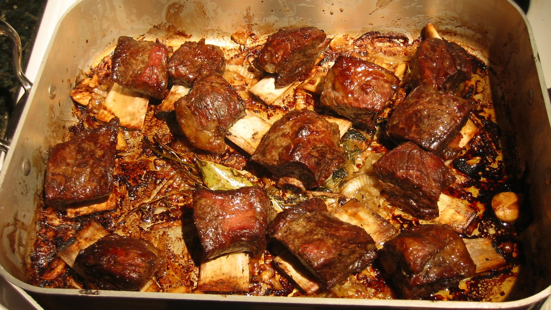 File:Beef short ribs.jpg