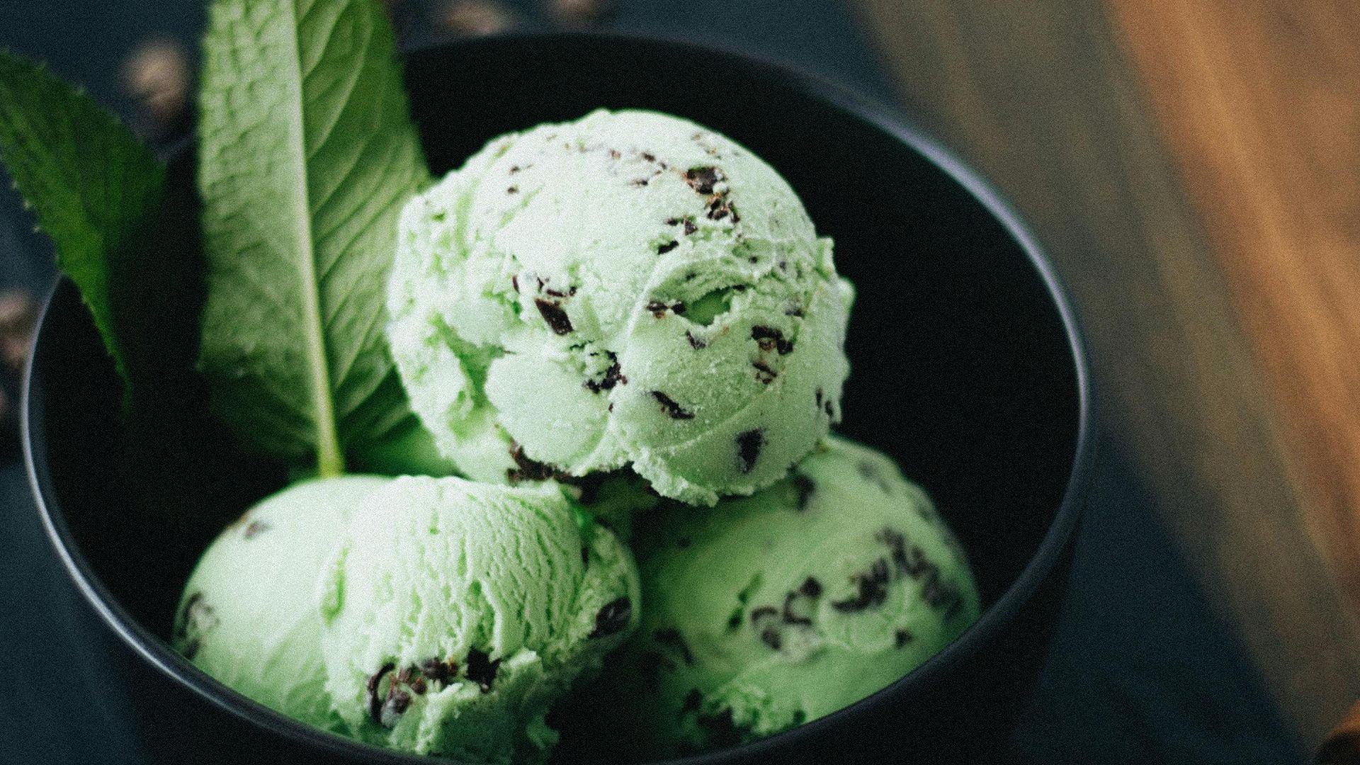 Daniel & Hannah Snipes