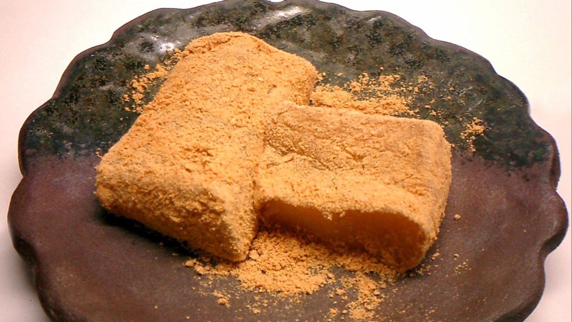 File:Kurumi mochi.jpg