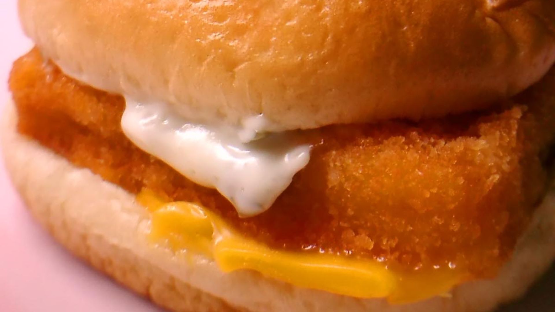 File:McDonald's Filet-O-Fish sandwich (2).jpg