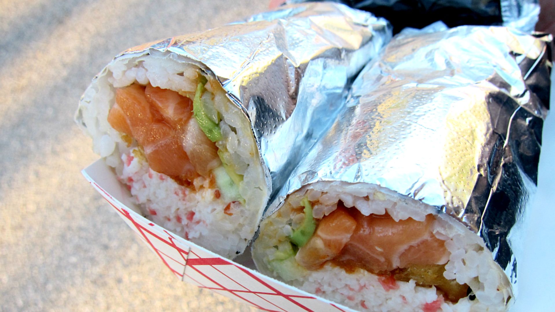 File:Spicy Salmon Sushi Burrito.png
