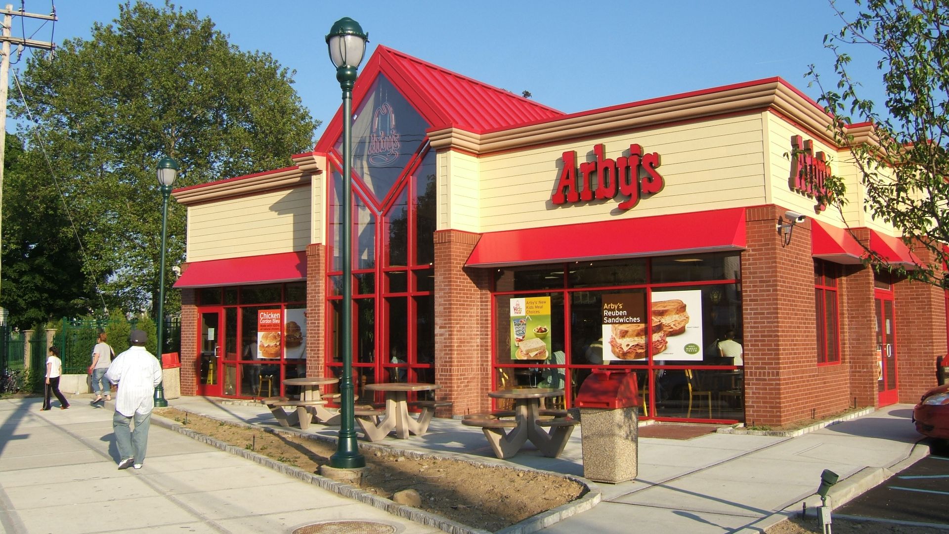 File:Arby's Middle Village Queens.jpg
