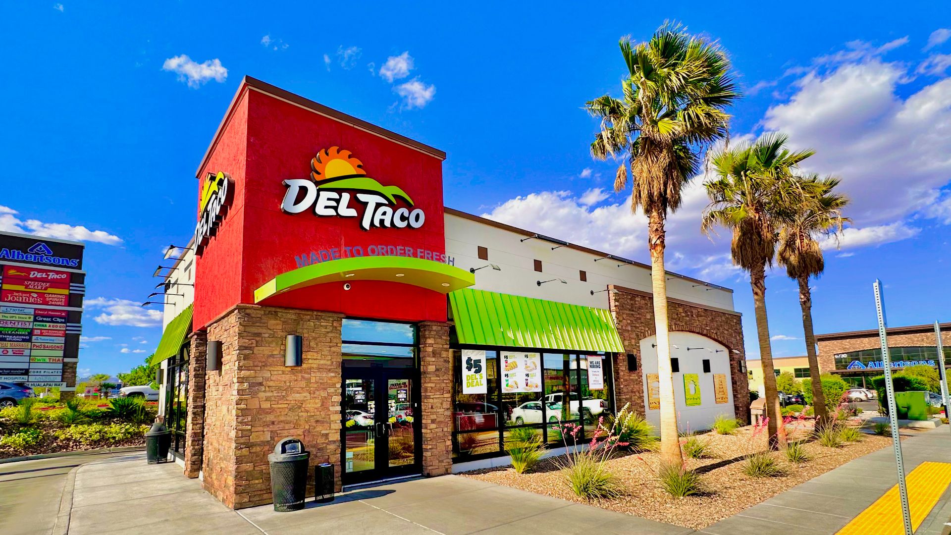 File:A Del Taco restaurant in Las Vegas, Nevada.jpg