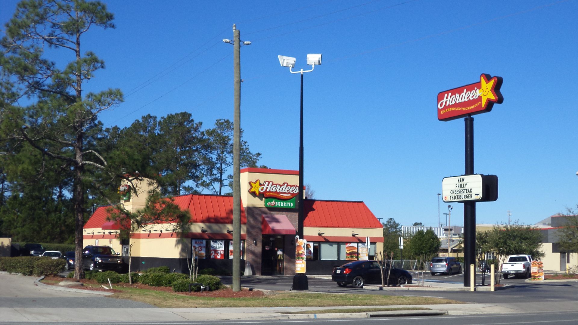 File:Hardee's, Macclenny.JPG