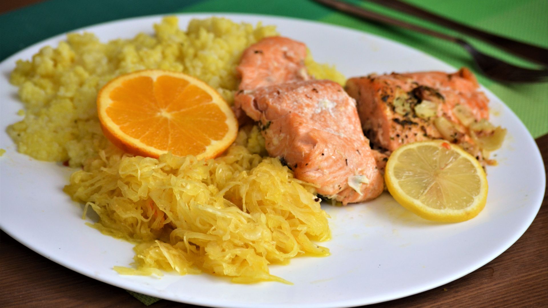 File:02021 0635 (2) Sauerkraut with salmon.jpg