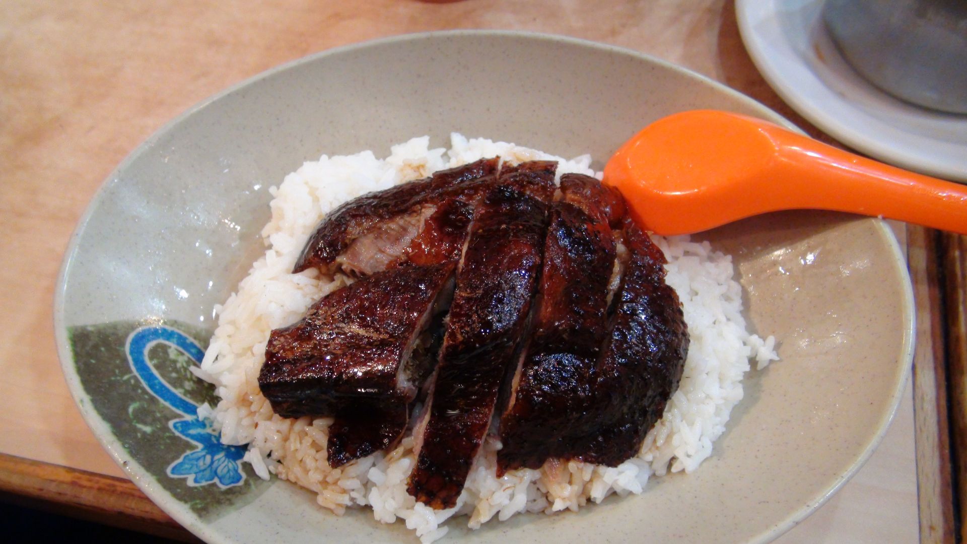 File:Roast goose in yat lok restaurant.JPG
