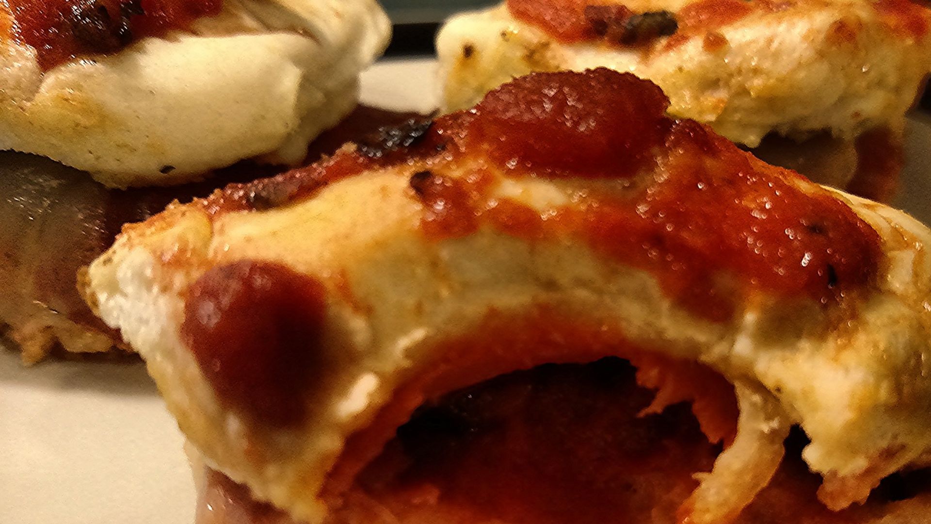 File:Easy Homemade Pizza Rolls.jpg