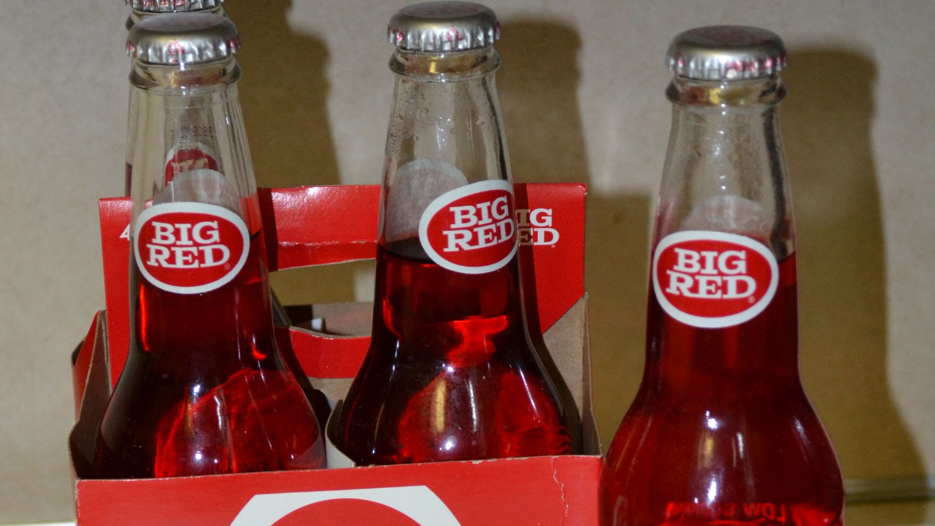 File:Big Red soda four-pack.jpg