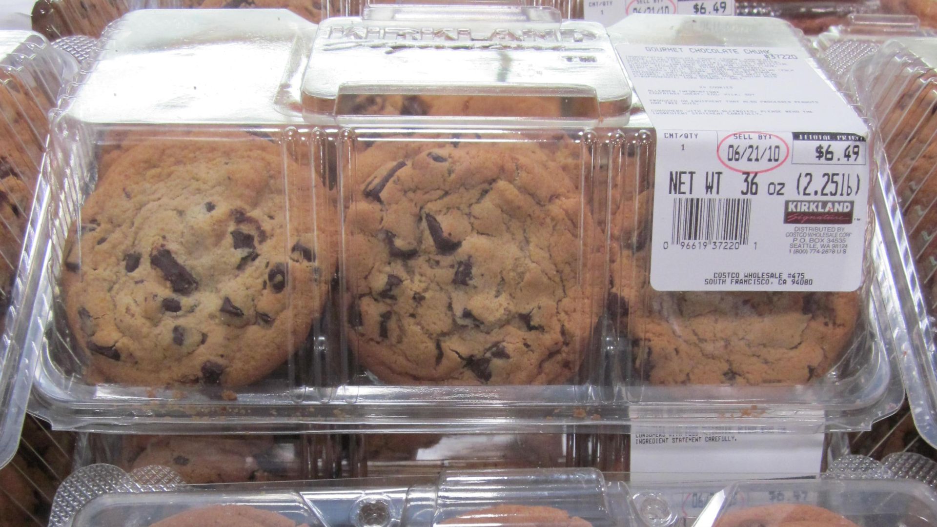 File:KS Gourmet Chocolate Chunk cookies 2.JPG