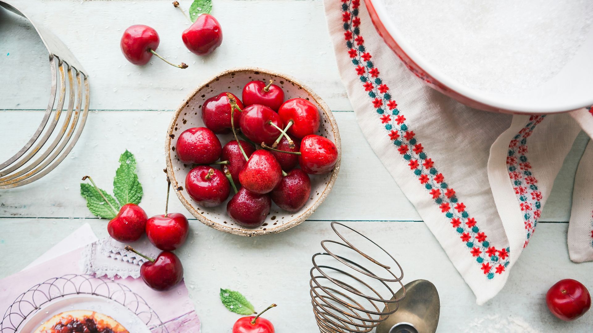 red berries in bowl on table