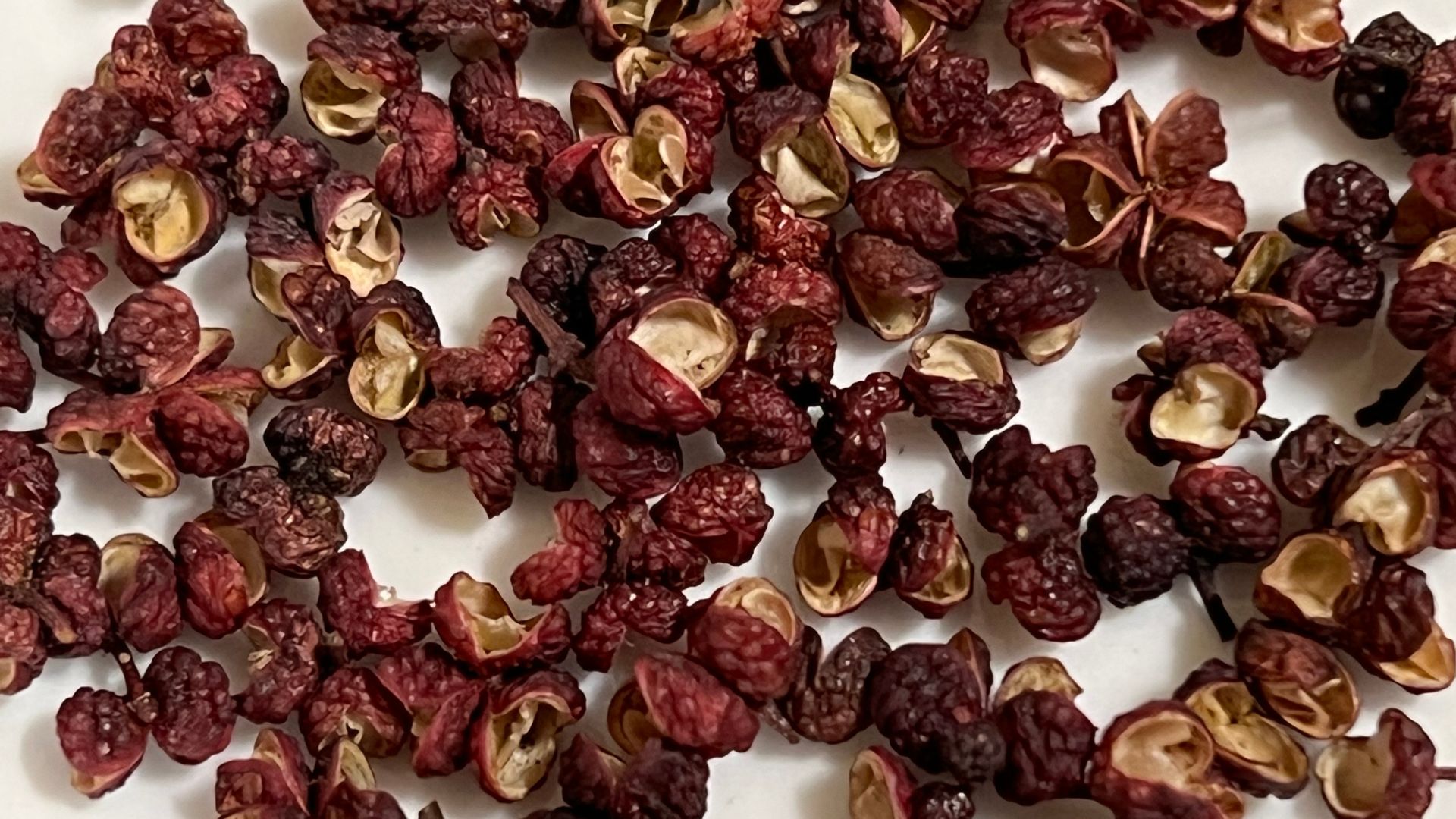 File:Sichuan pepper.jpg
