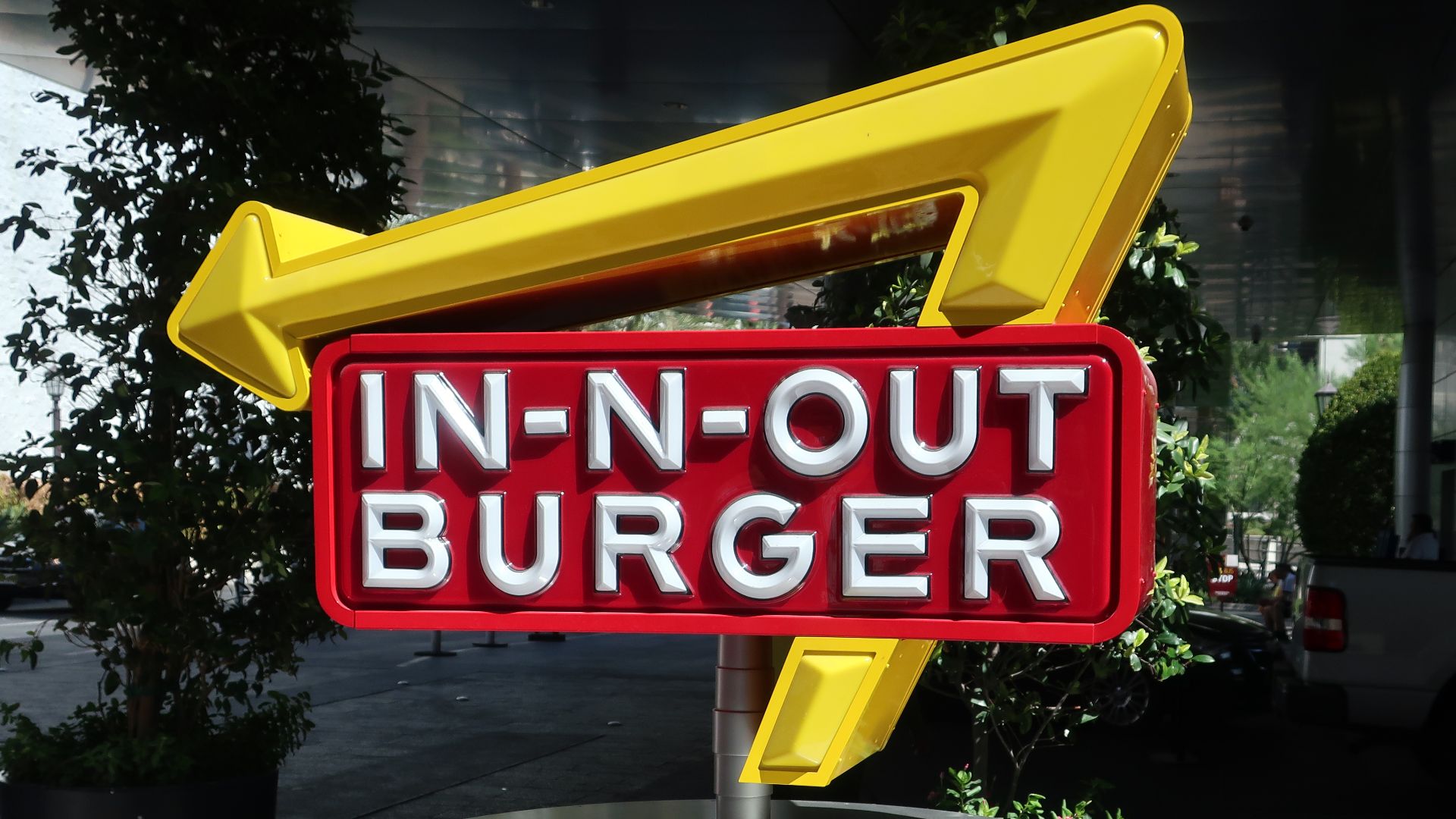 File:In-n-out Burger - 44190431002.jpg