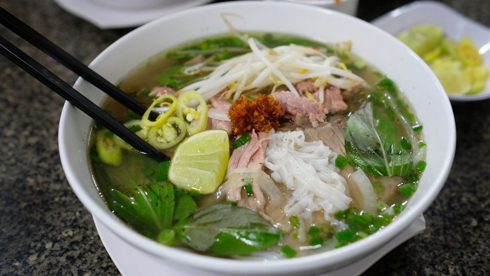 File:Phở bò (39425047901).jpg