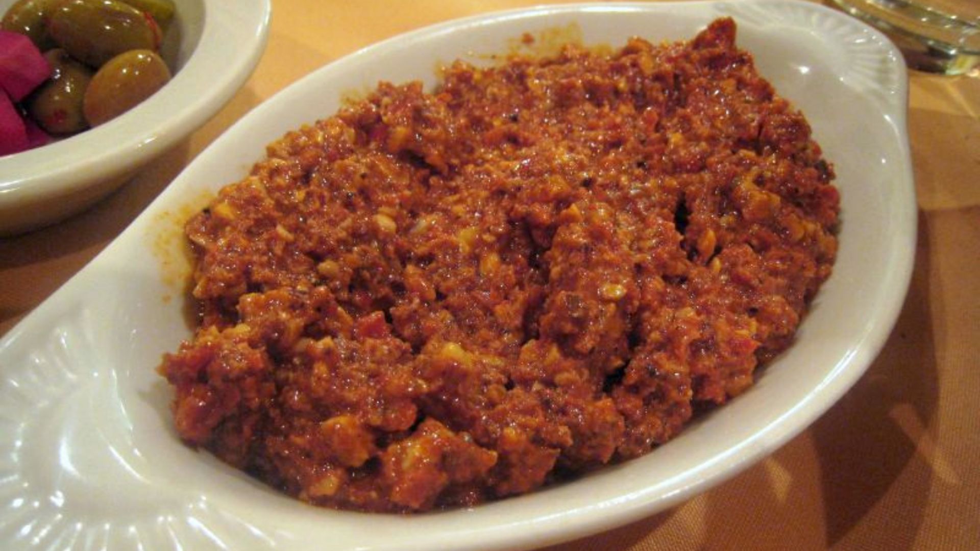 File:Tanoreen muhammara.jpg