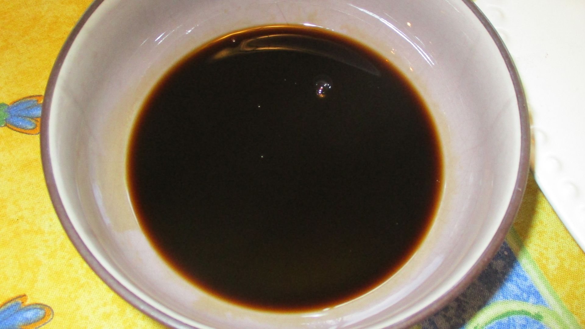 File:Bowl of soy sauce.jpg