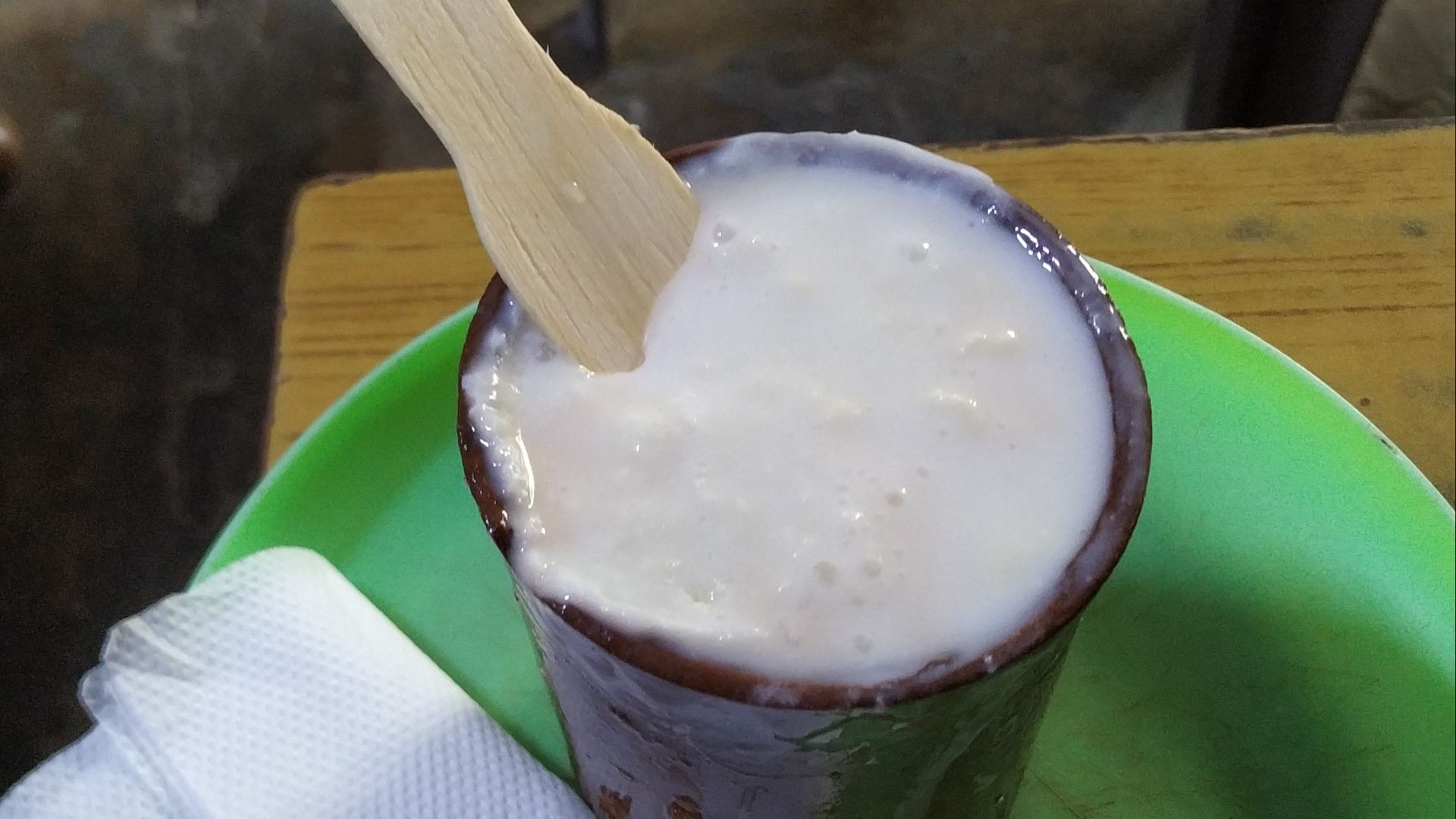 File:Lassi with malai and barfi.jpg