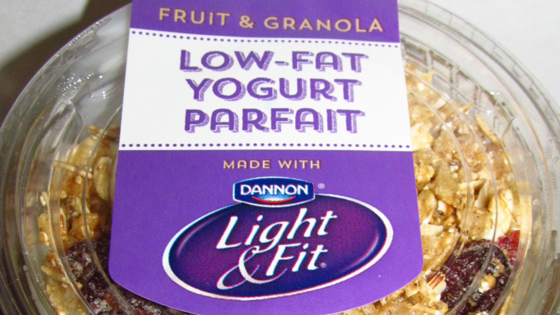 File:Dannon Low Fat Yogurt Parfait 1 (15876174571).jpg