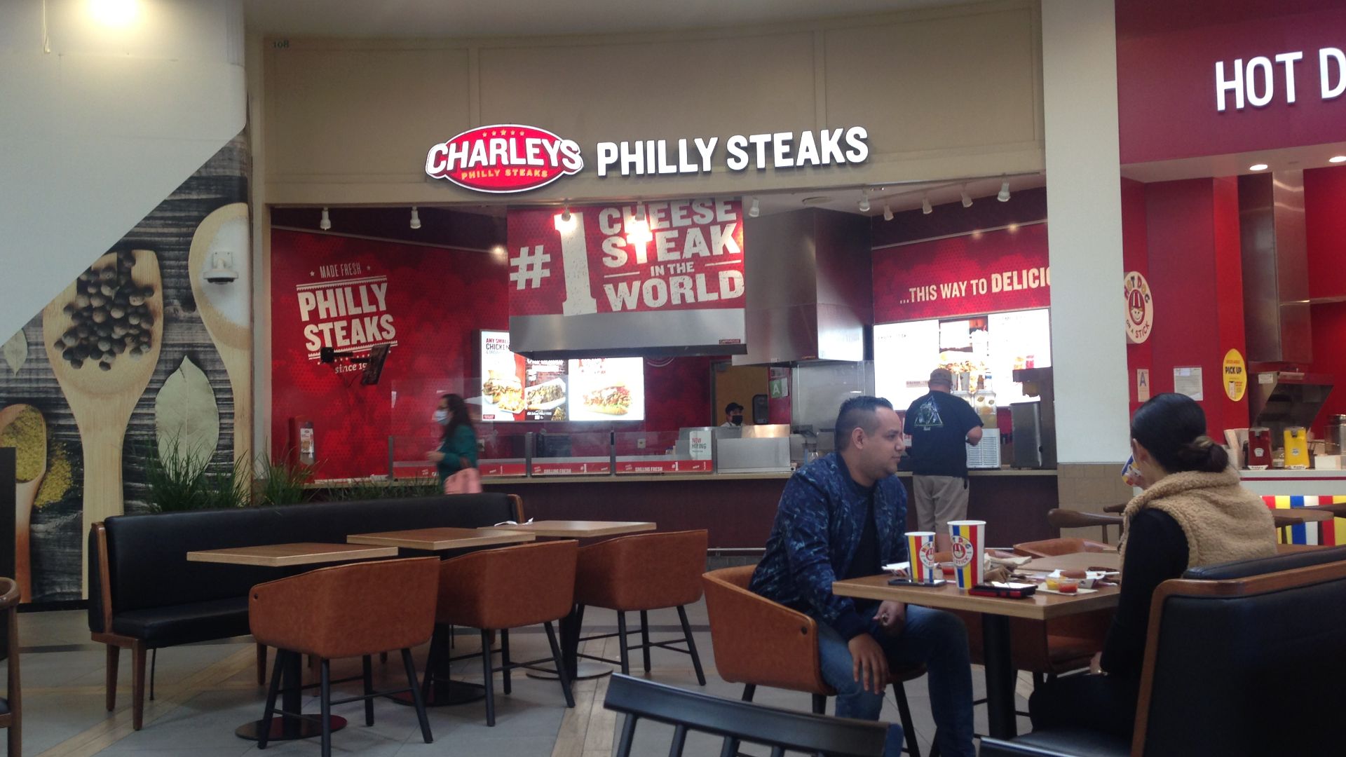 File:Charley's Philly Steaks Valencia.jpg