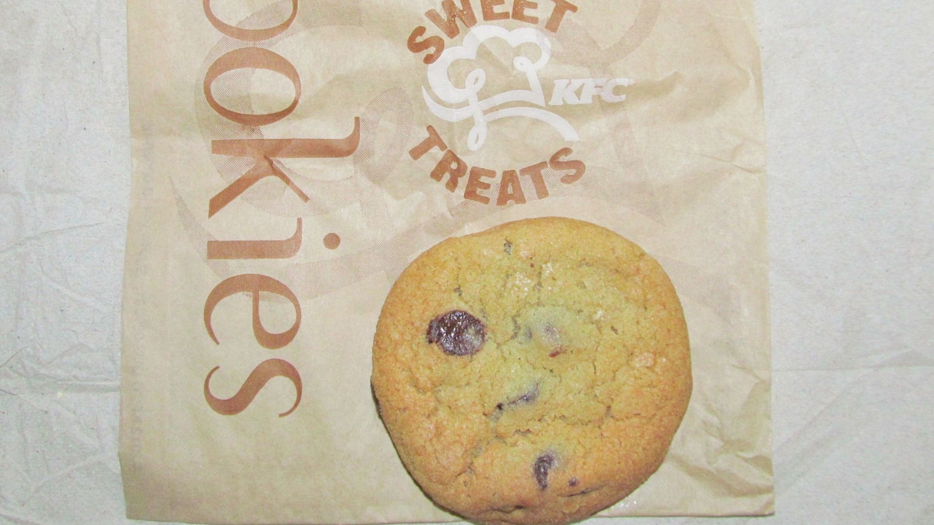 File:KFC Chocolate Chip Cookie ID Photo (27526285983).jpg