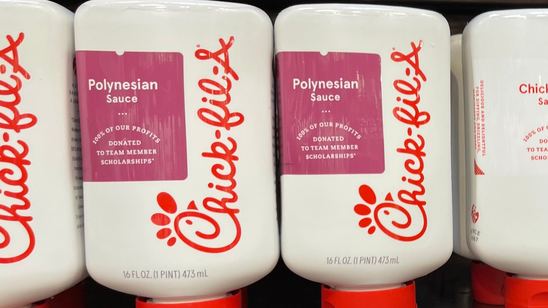 File:Chick-fil-a sauce at Kroger Marketplace - May 2022 - Sarah Stierch.jpg