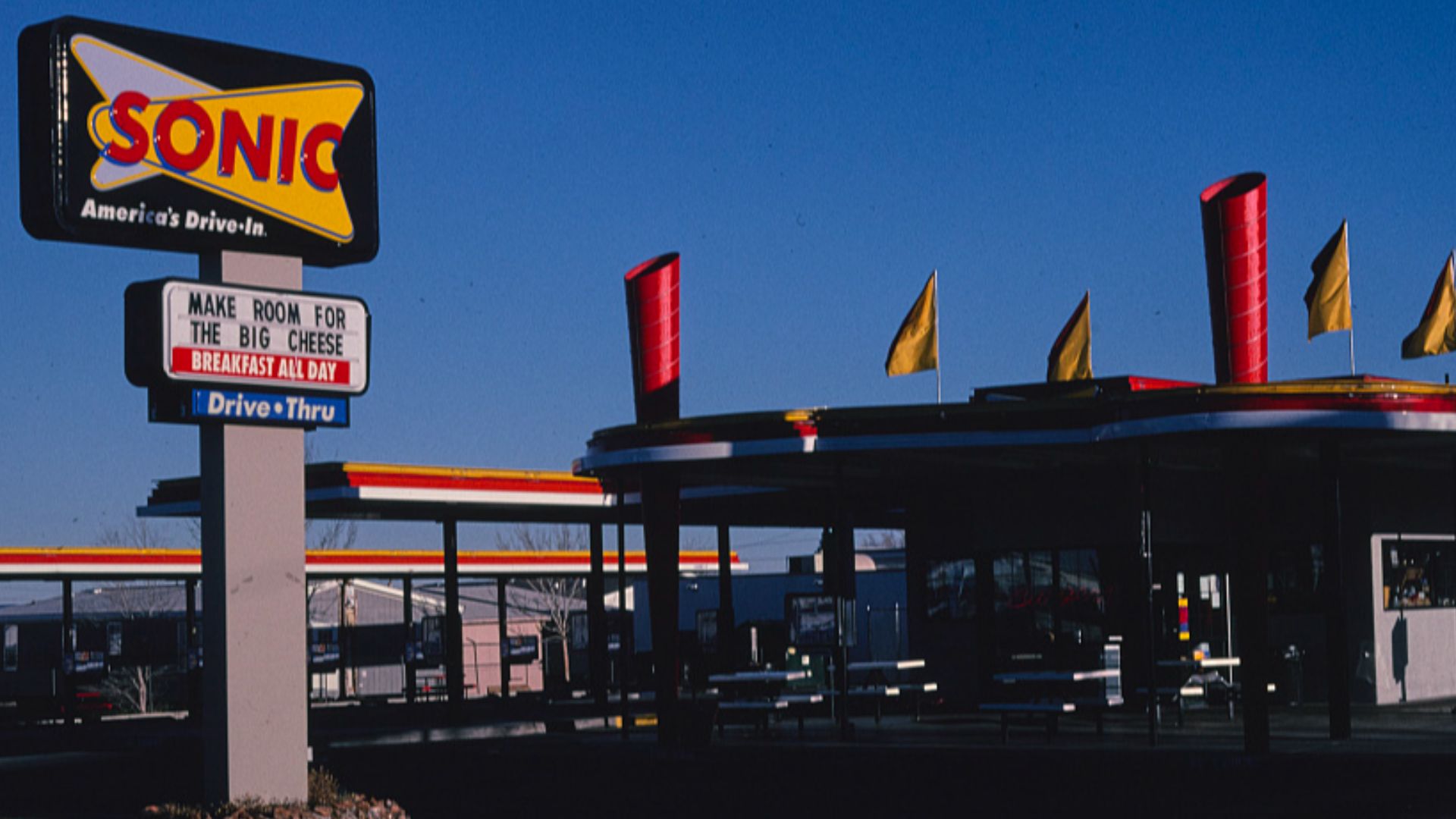 File:Sonic Drive-In Restaurant, Central Valley, Route 66, Albuquerque, New Mexico LOC 24895082348.jpg