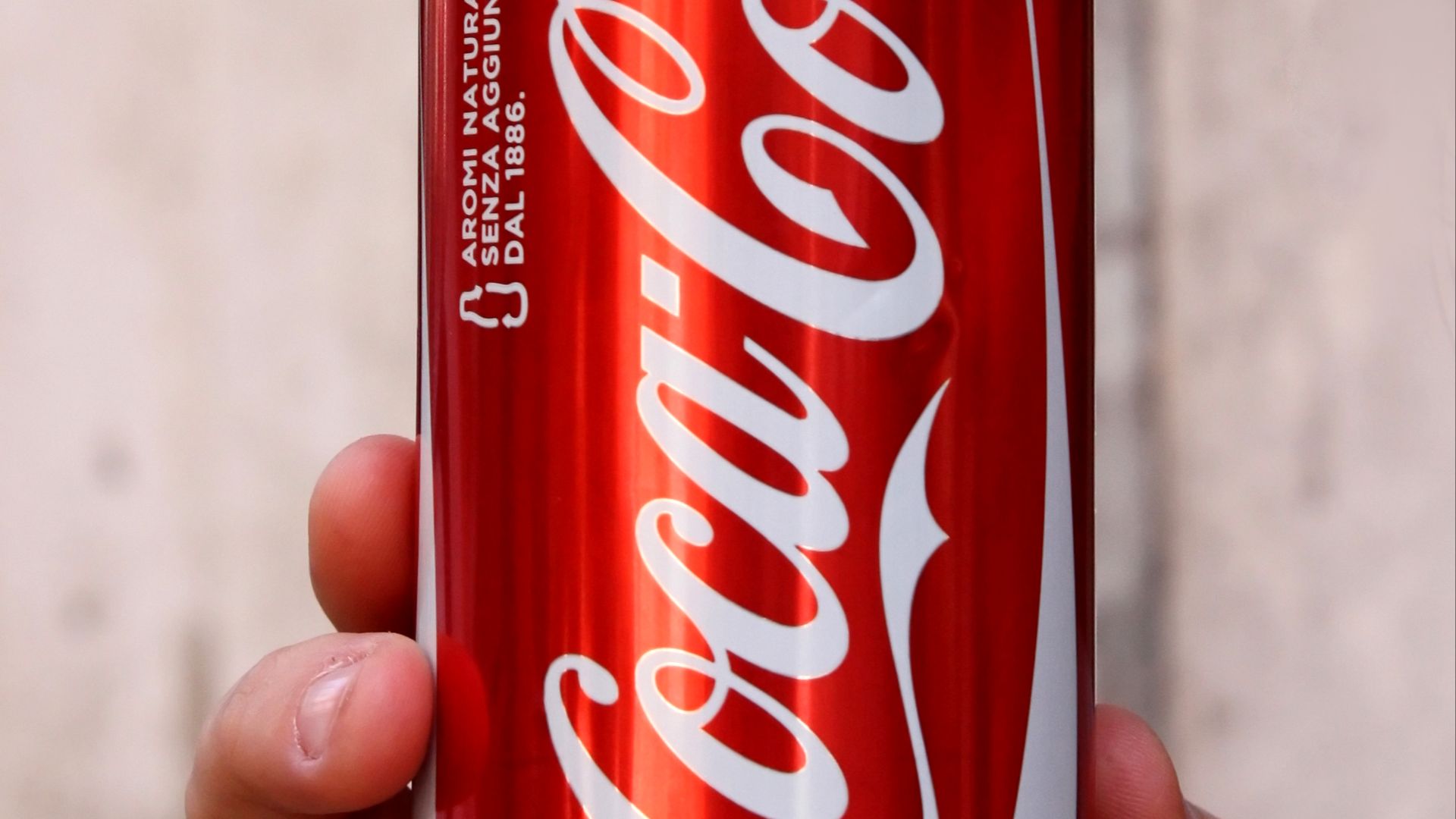 File:Coca-cola 50cl can - Italia.jpg
