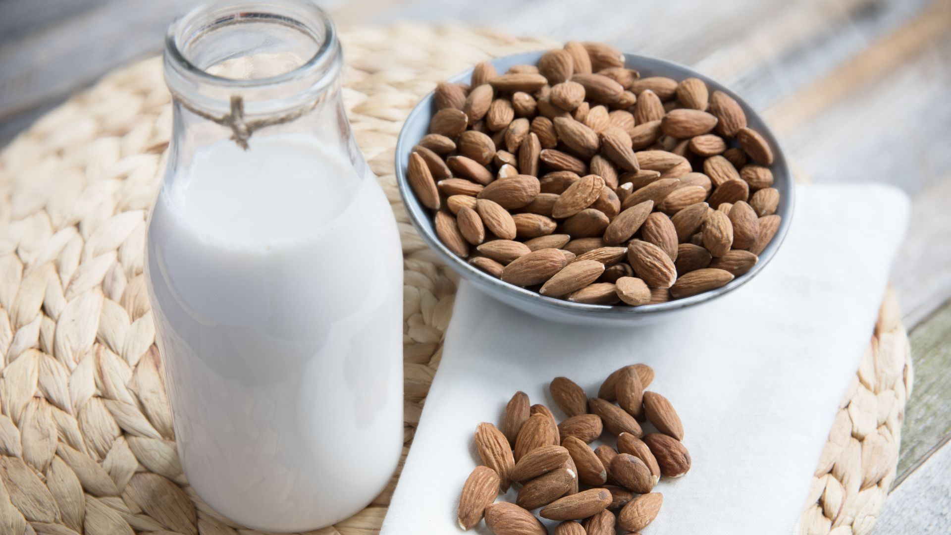 File:004-almondmilk.jpg