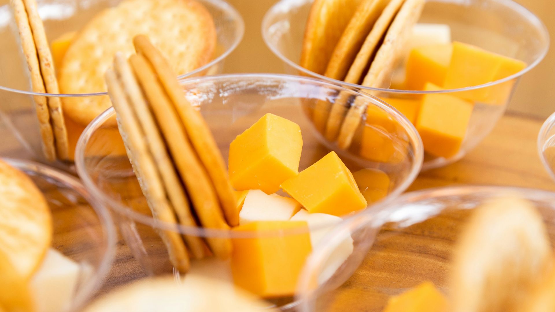 sliced mango in clear glass bowl