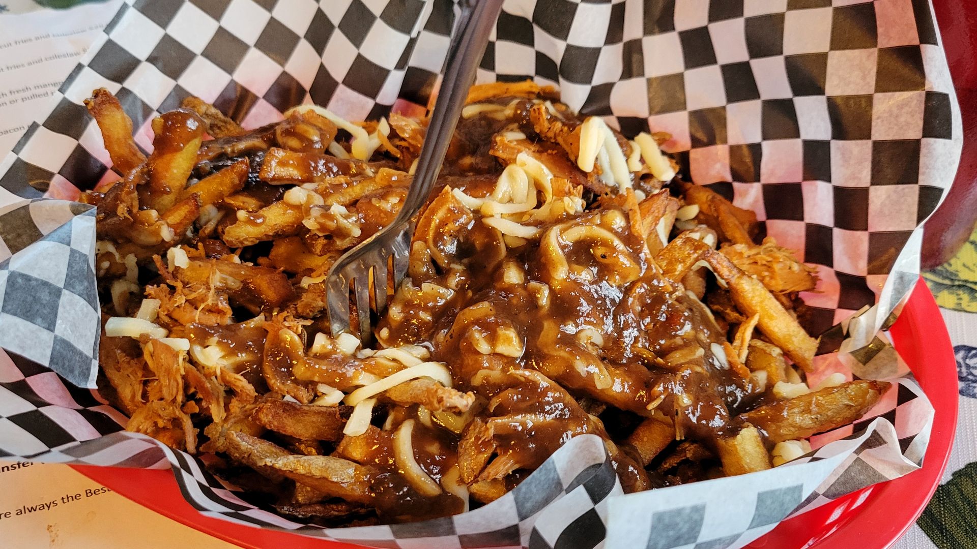 File:Alestine's pulled pork poutine.jpg
