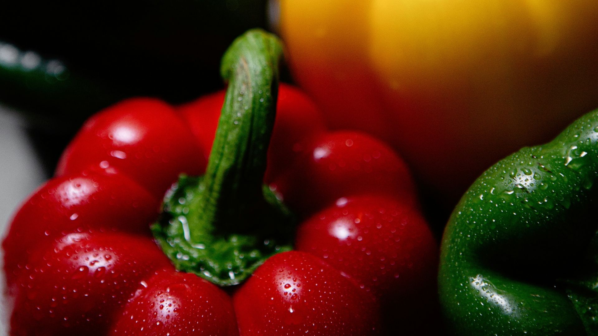 red and green bell peppers