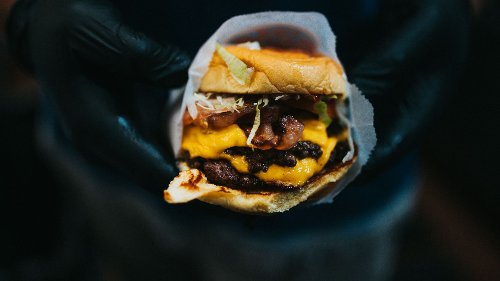 burger with cheese and lettuce