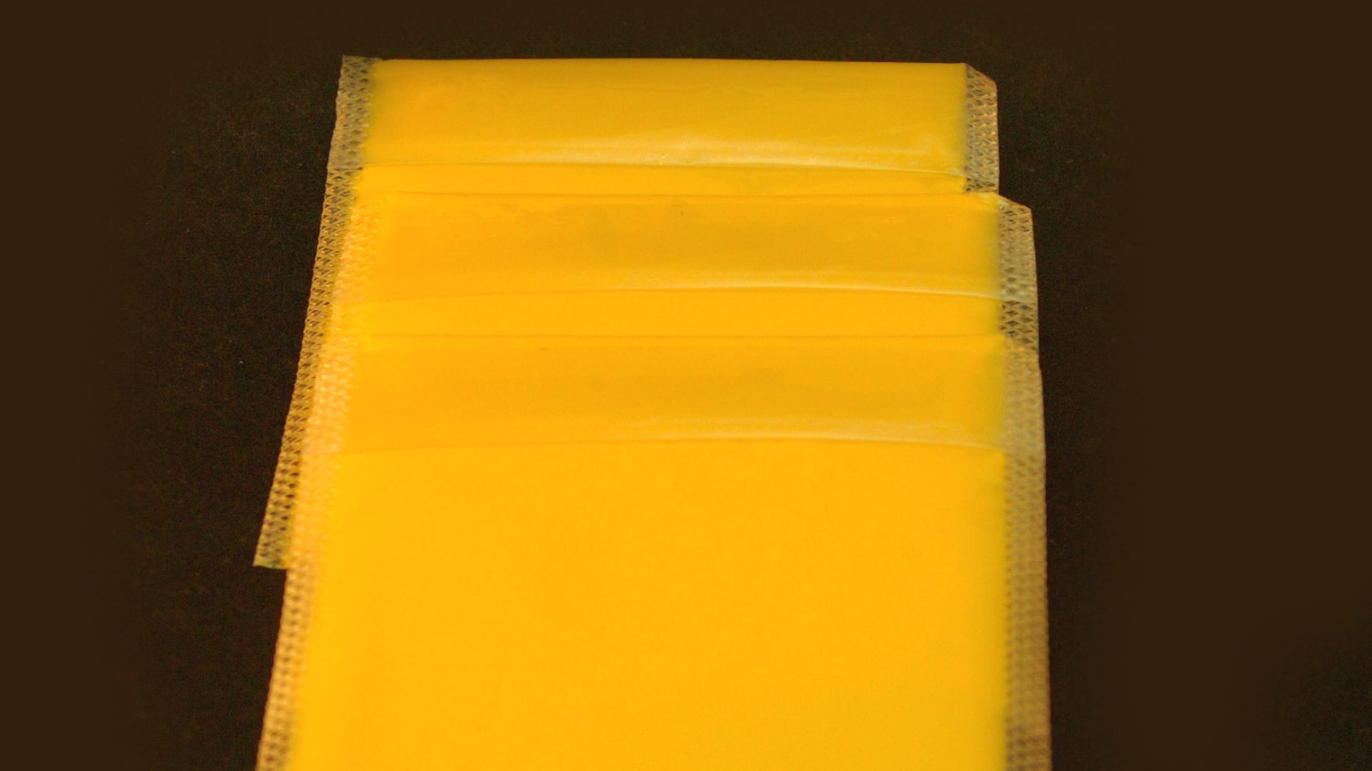 File:Wrapped American cheese slices.jpg