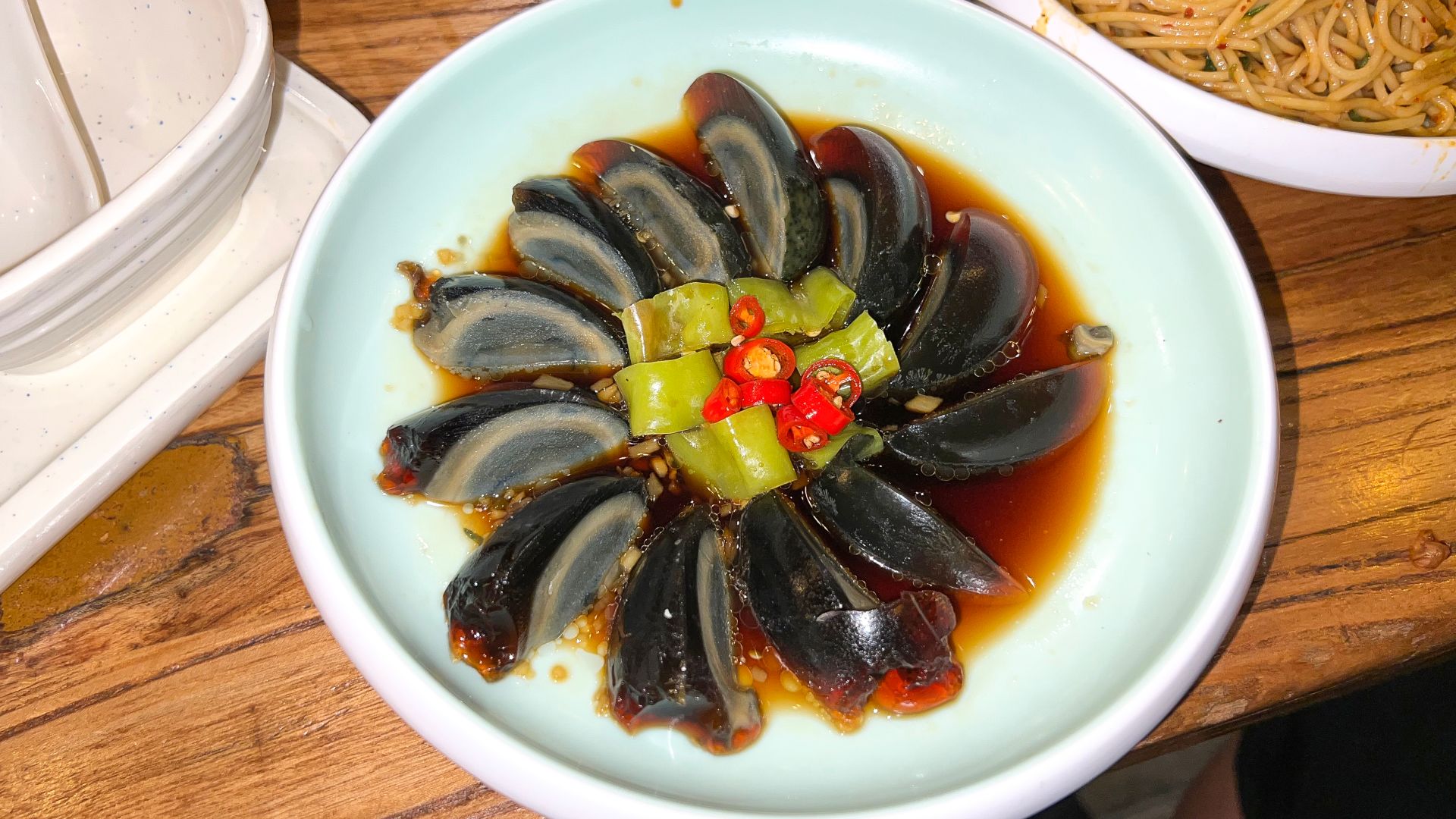 File:Sliced century eggs with smashed chili at Guanshi Wing Bar, Xinjiekou (20220723132726).jpg