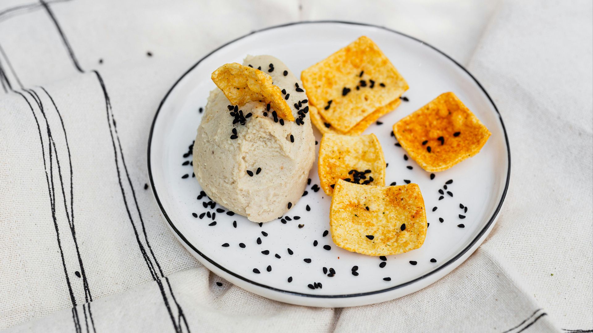 Photo By: Kaboompics.com