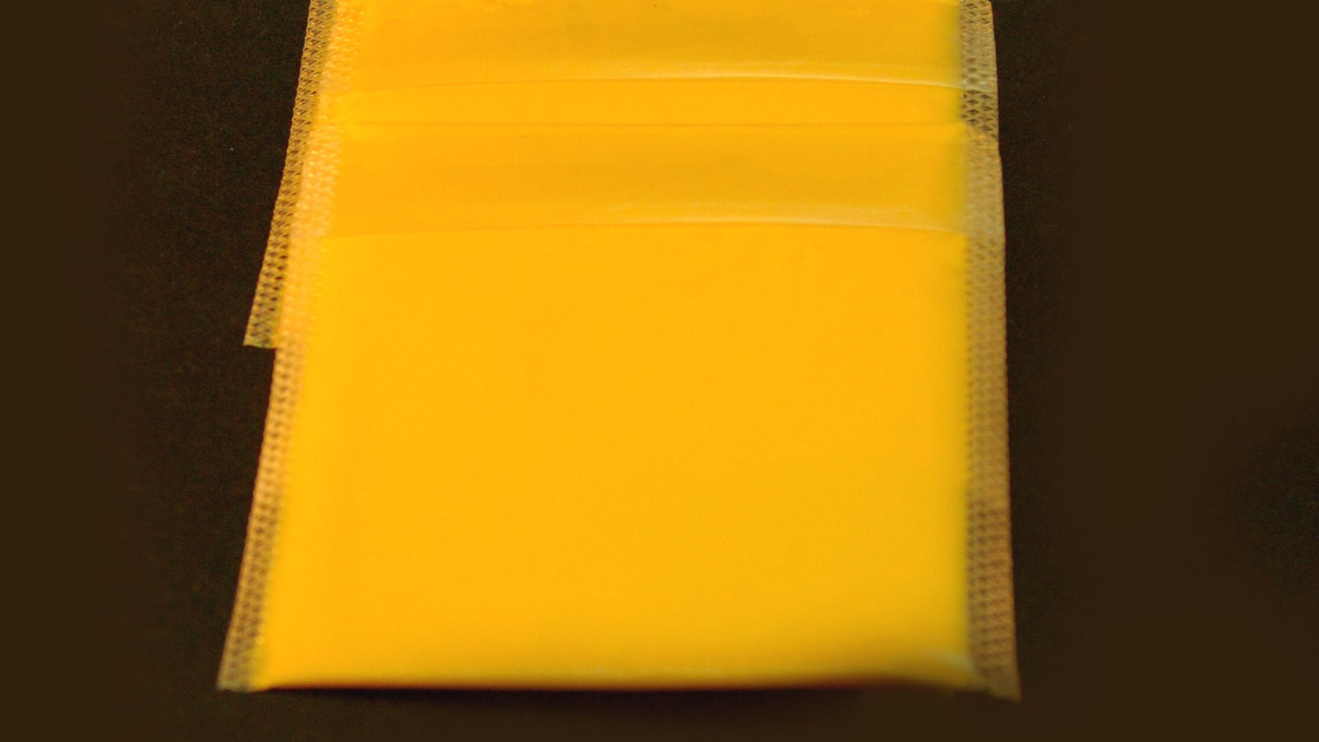 File:Wrapped American cheese slices.jpg