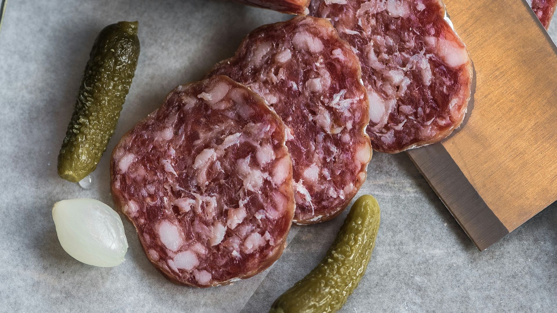 sliced meats and meat clever