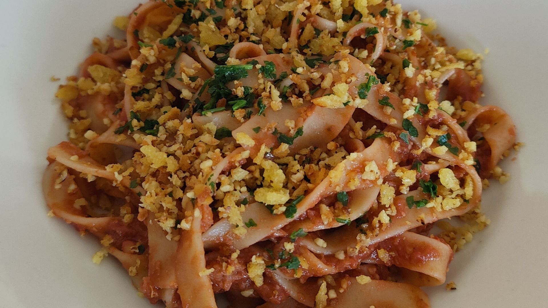 File:Tumace me tule.jpg