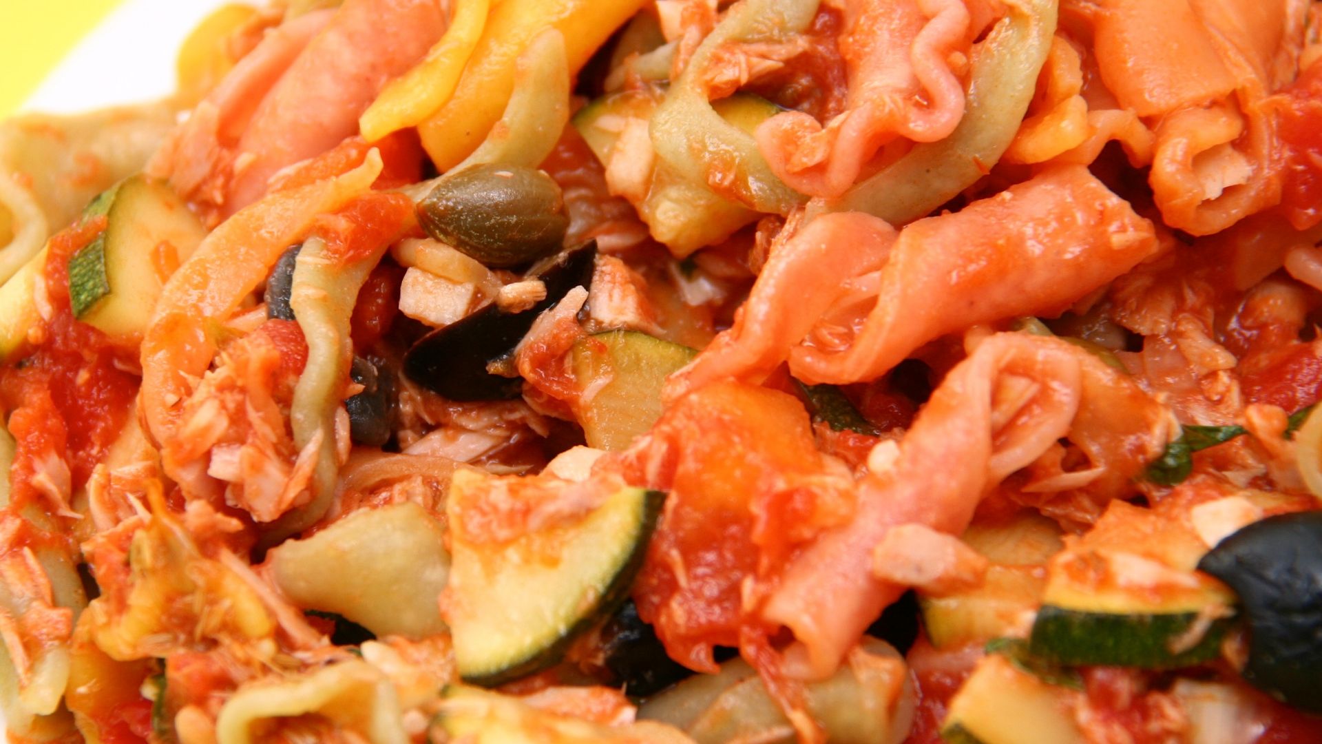 File:Pasta with Tuna (4690354038).jpg