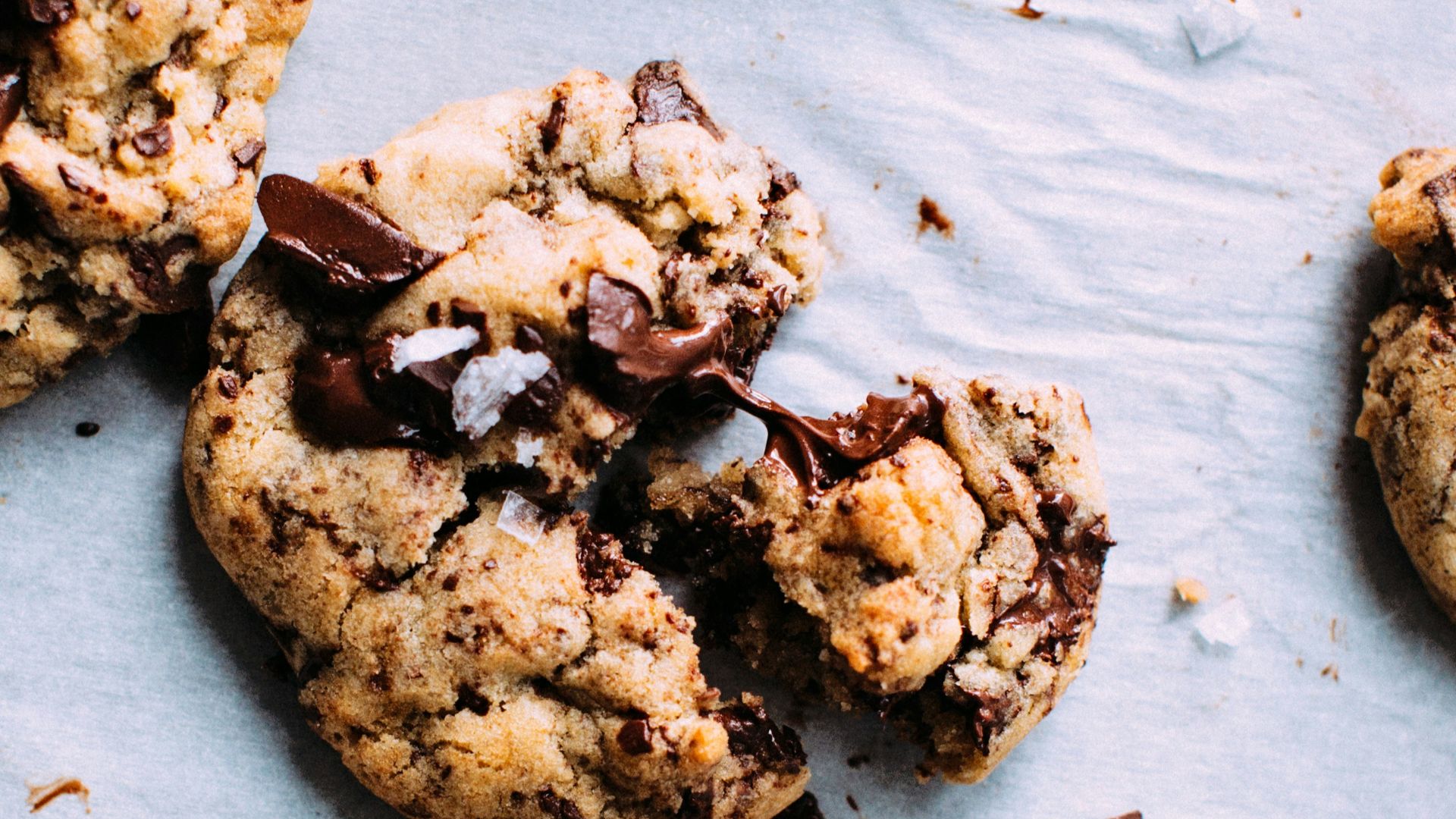 close-up photo of baked cookies