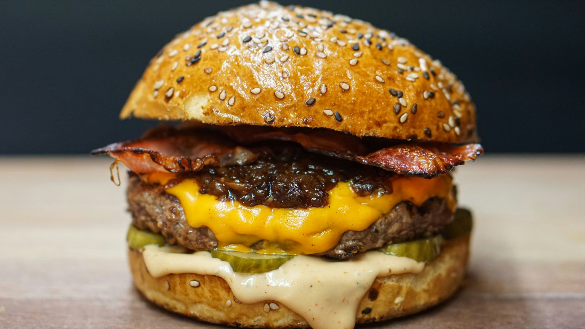 burger with cheese and lettuce