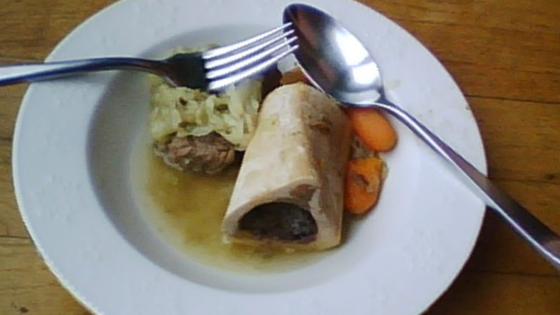 File:Bulalo and marrow.jpg