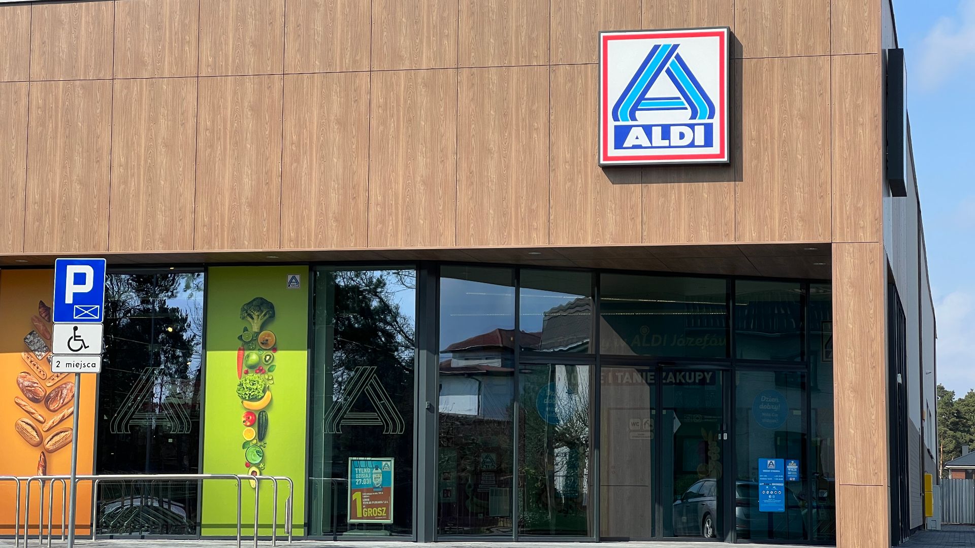 File:Sklep Aldi w Józefowie.jpg