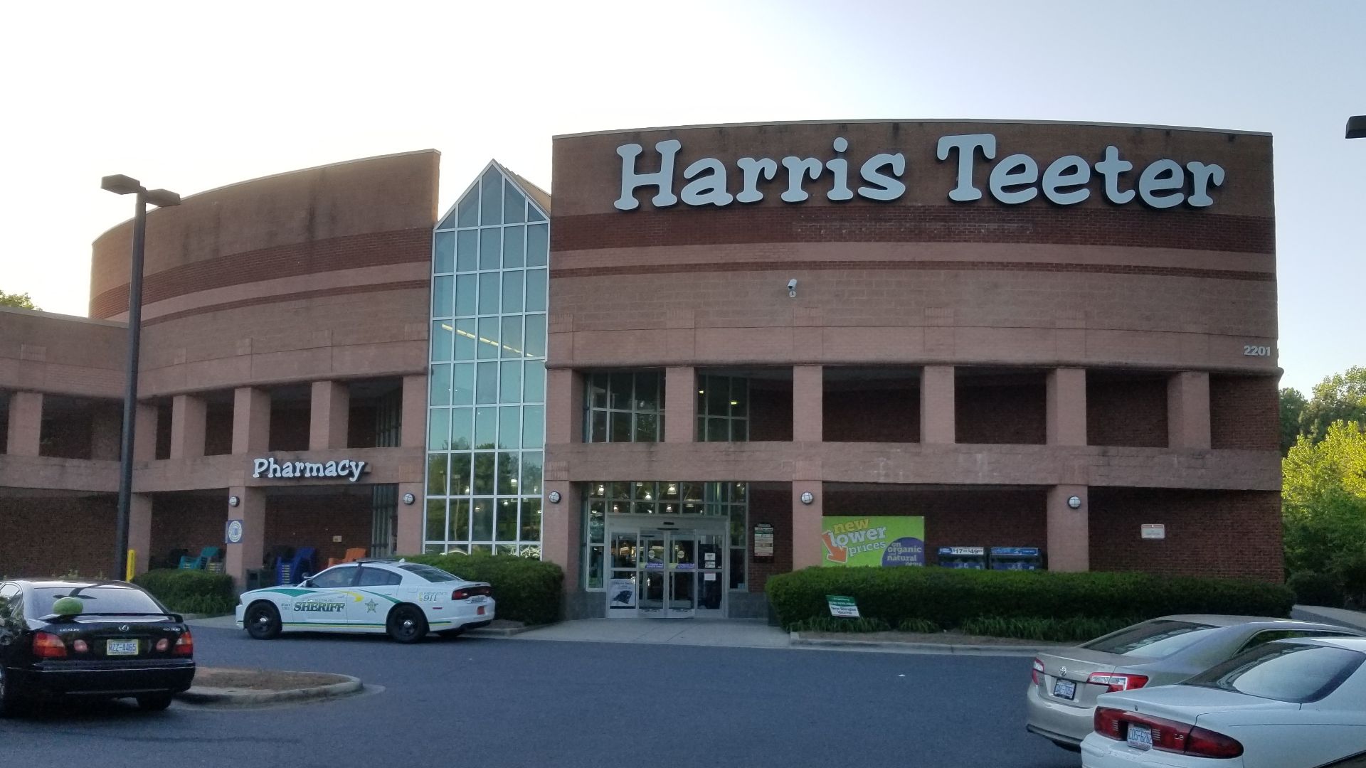 File:Harris Teeter 2201 W WT Harris Blvd, Charlotte, NC 15 (41547726704).jpg