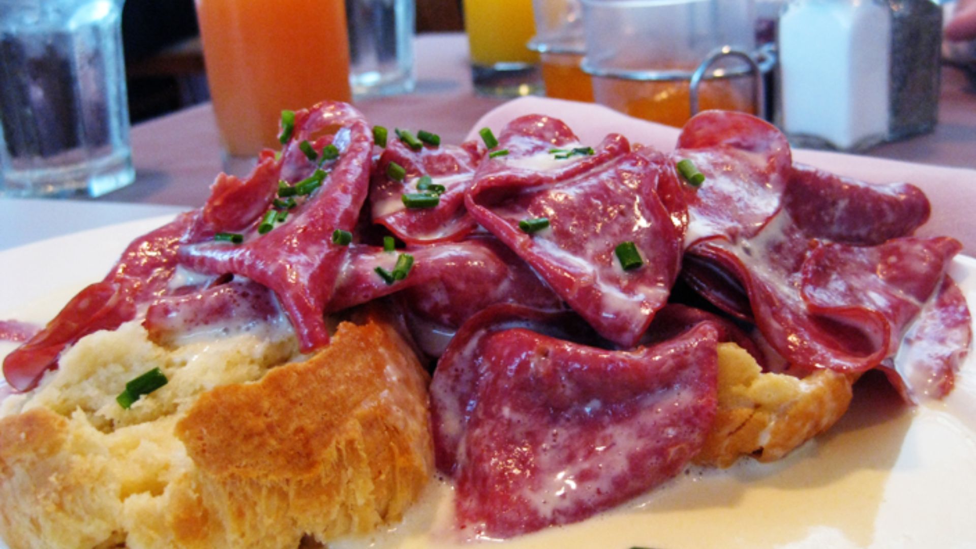 File:Creamed chipped beef.jpg