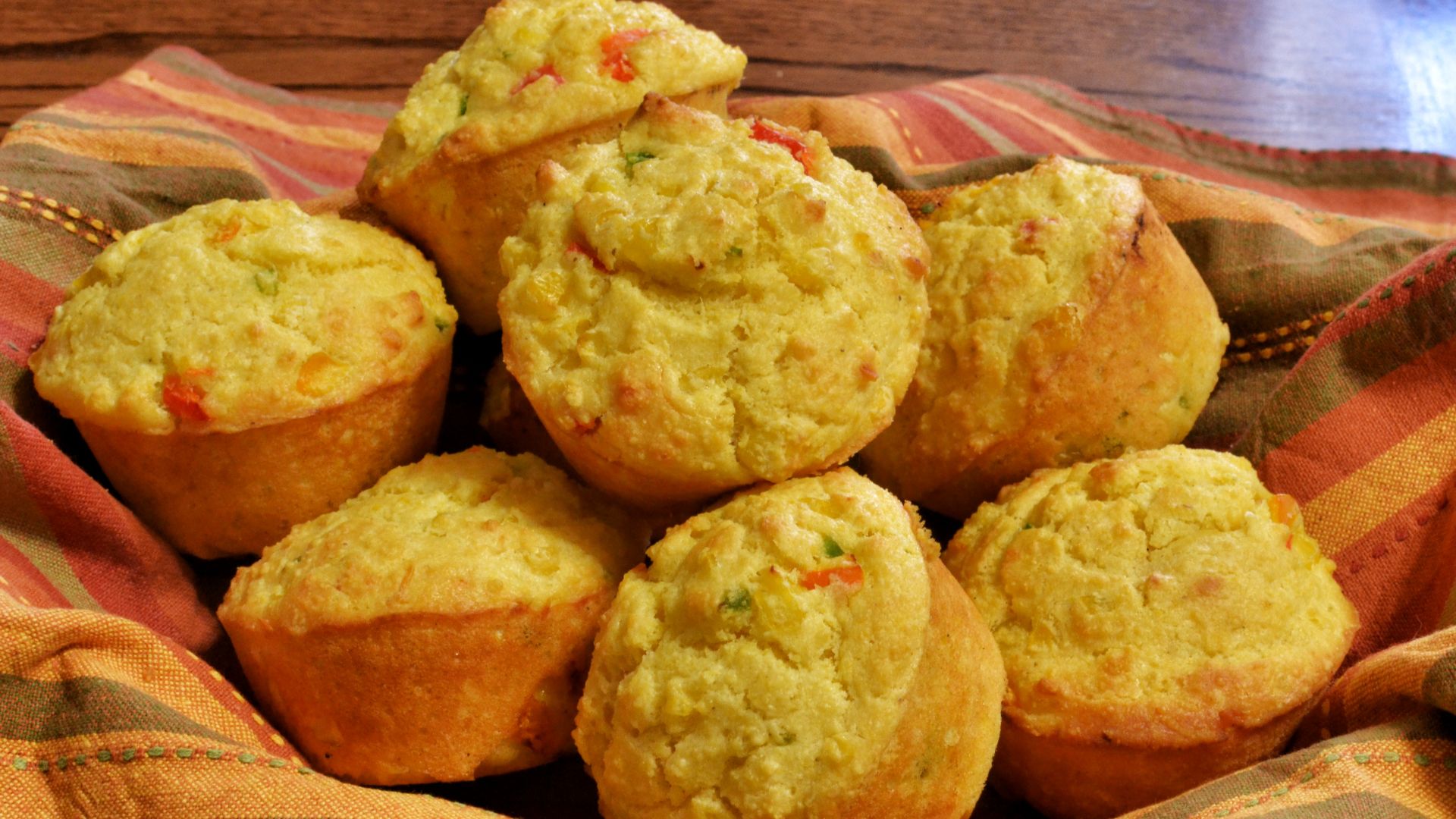 File:Cornbread muffins (8525483714).jpg
