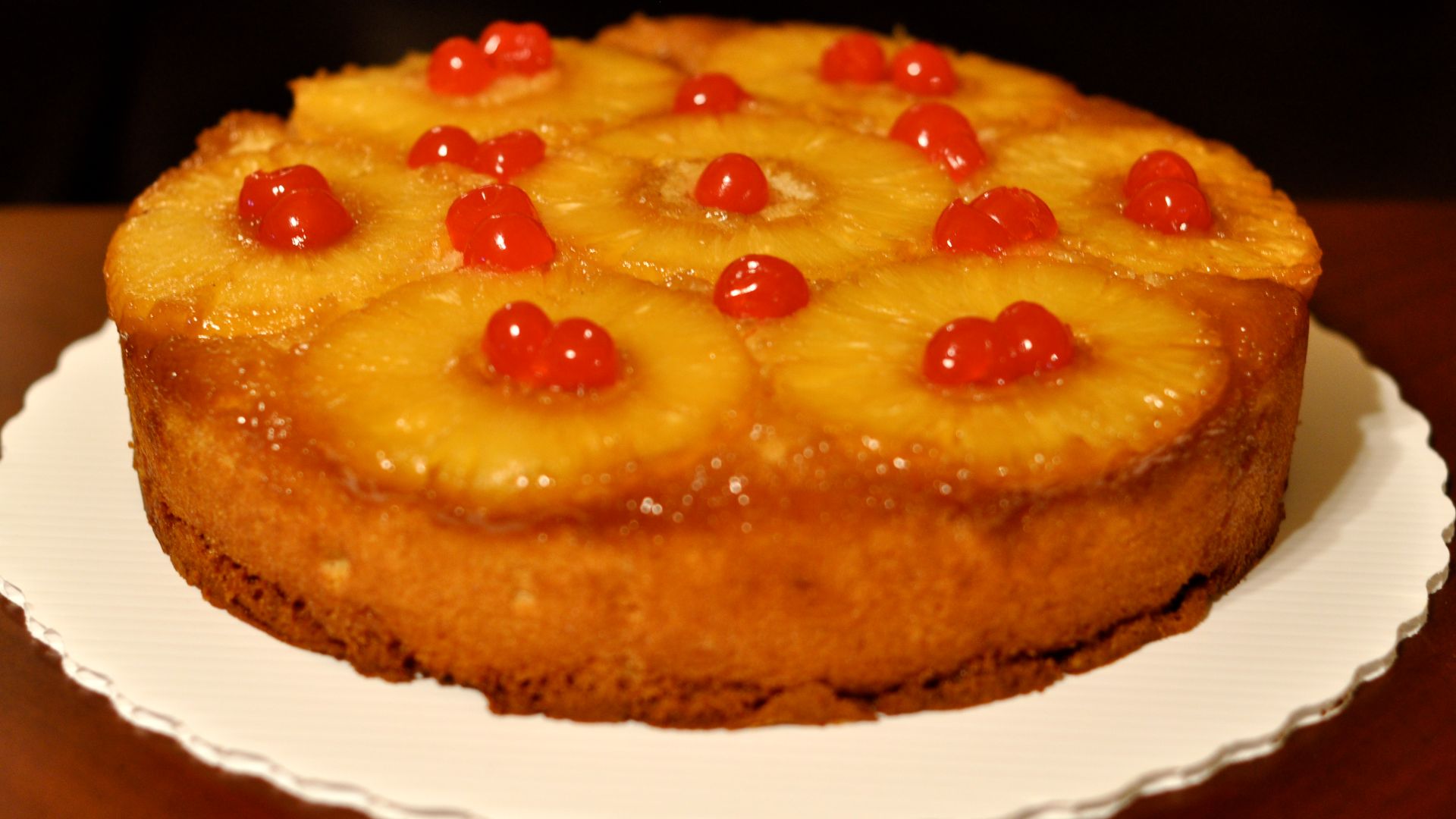 File:Pineapple-upside-down-cake.jpg
